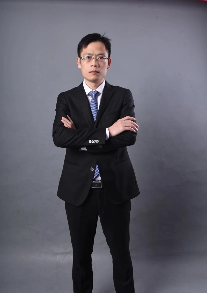 赖姿泰 视觉与舞美负责人